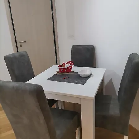 Mima Apartmán *
